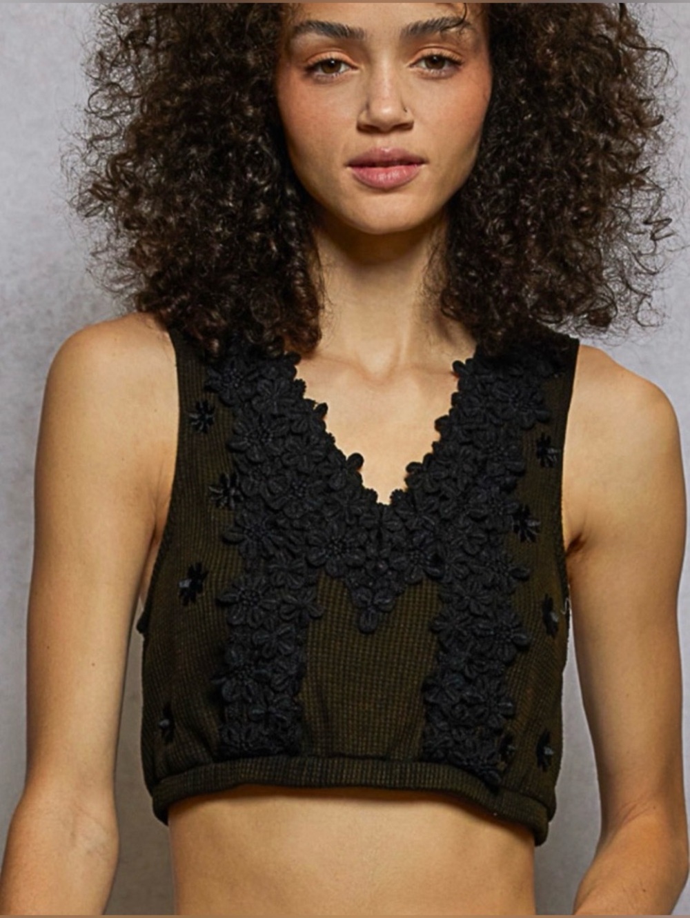 POL Black Floral Appliqué V-Neck Crop Top